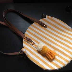 Sonoma round tote